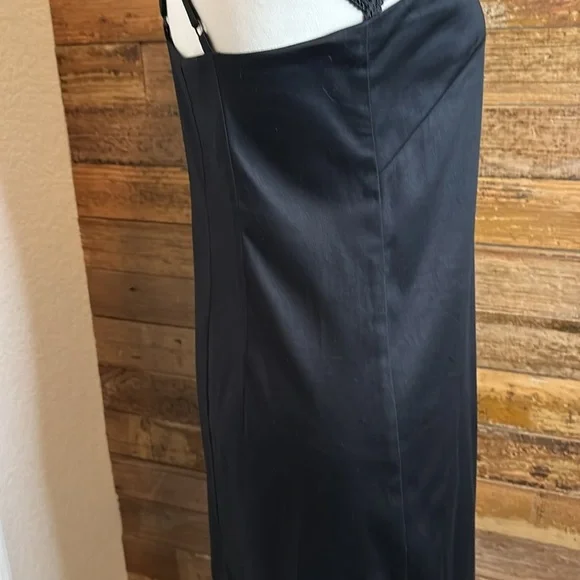 Super cute little black dress by laundry sleeveless - Picture 3 of 5